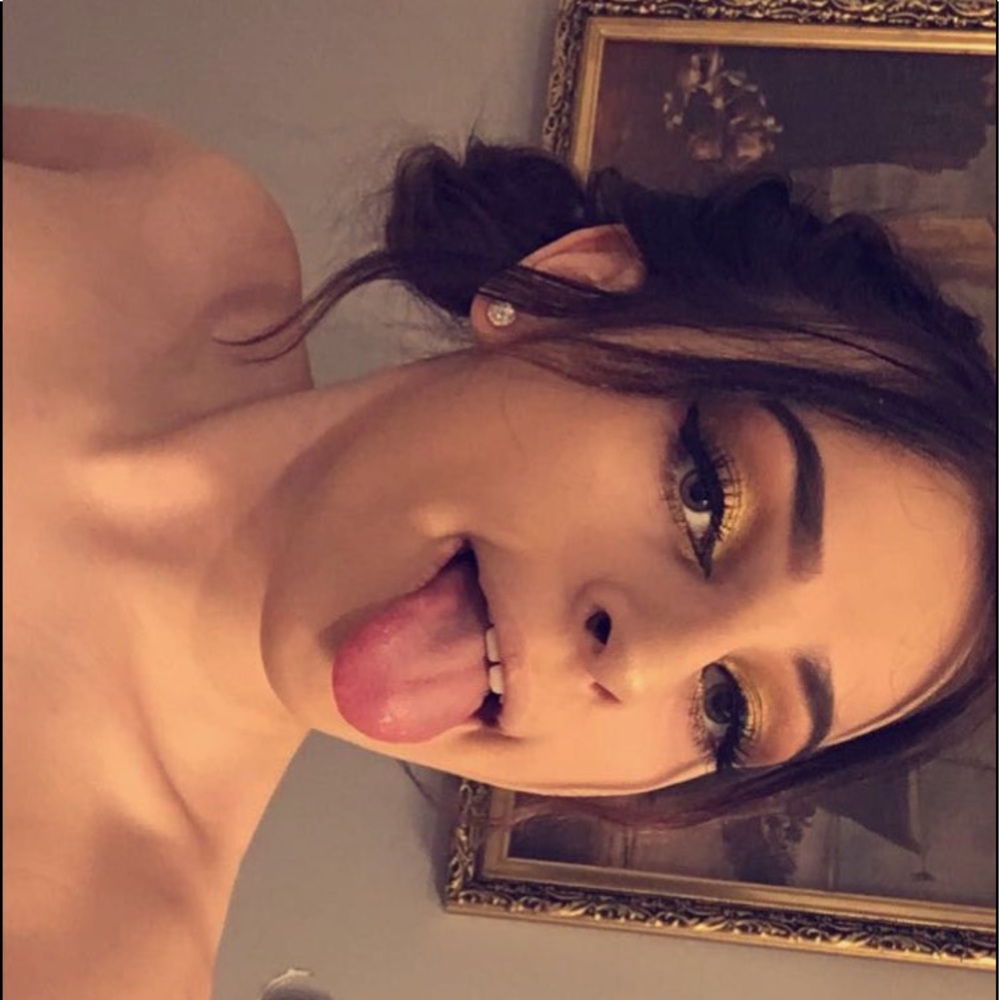 Meet your Posher, Haylee